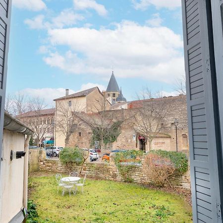 Cabana & La Place De L'Abbaye - Centre-Ville, Jardin Cluny Extérieur photo